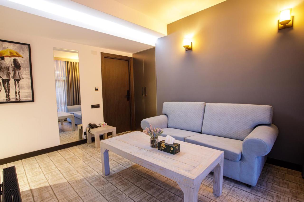 The Phoenix Boutique Hotel Jerevan Exteriér fotografie